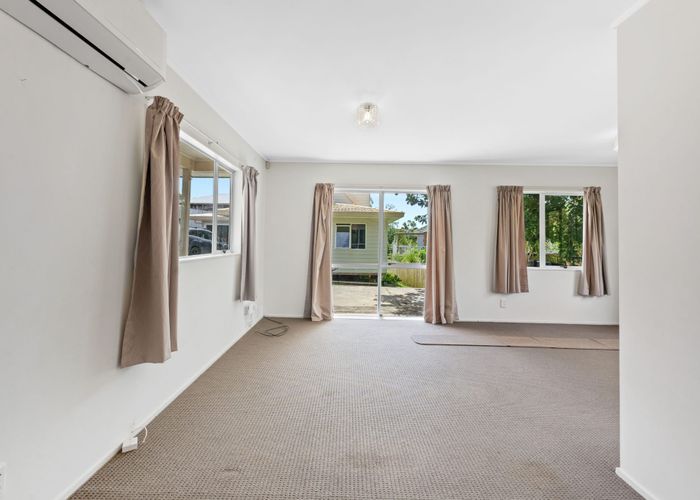  at 2/30 Forest Hill Road, Henderson, Waitakere City, Auckland