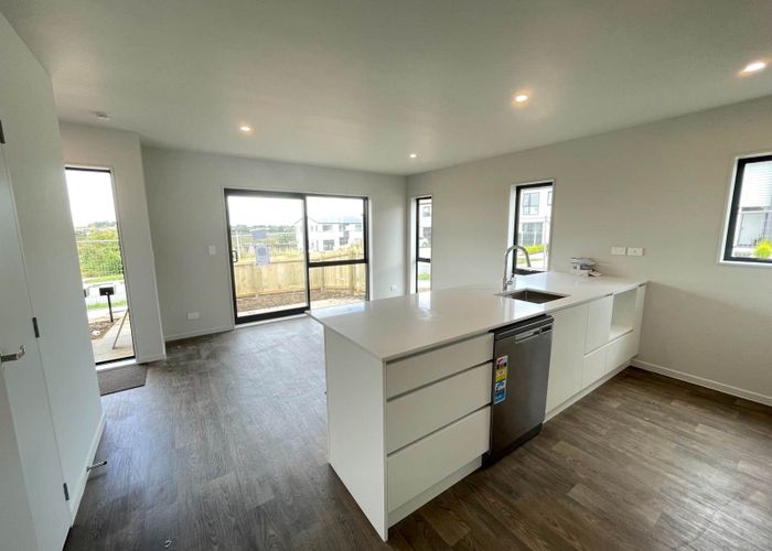  at 37 Matawhanga Drive, Wattle Downs, Manukau City, Auckland