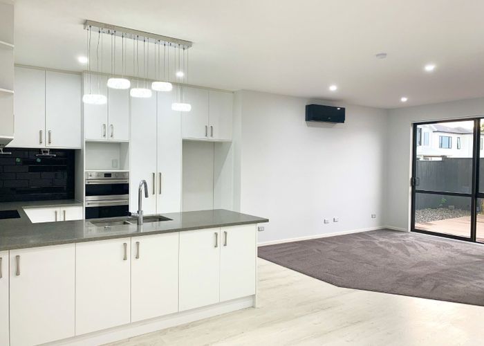  at 8 Pihoihoi Place, Hobsonville, Waitakere City, Auckland