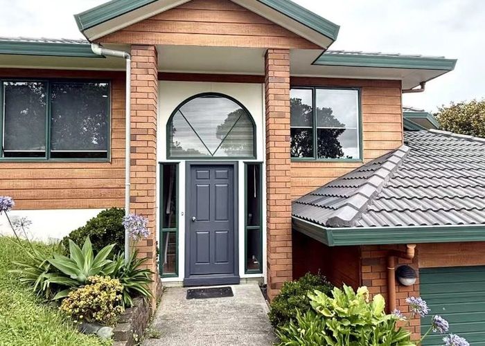  at 11 van Dyke Place, West Harbour, Auckland