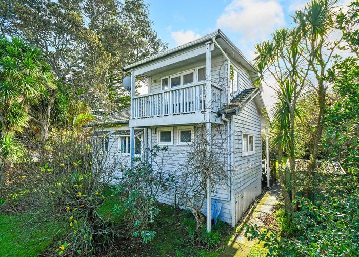  at 44 Mcleod Road, Weymouth, Auckland