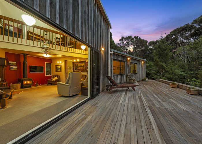  at 92 Carter Road, Oratia, Auckland