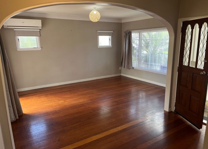  at 225 Fox Street, Hamilton East, Hamilton, Waikato