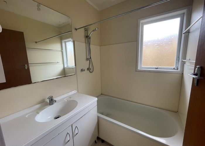  at 3/13 Brixton Road, Mount Eden, Auckland City, Auckland