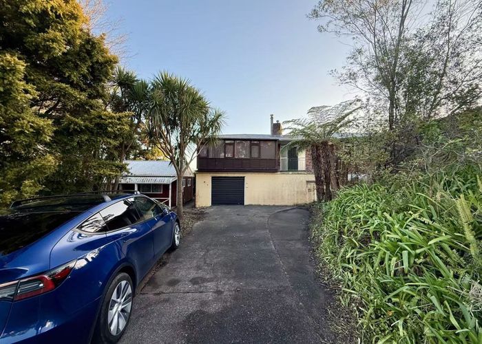  at 2 Stanley Road, Glenfield, North Shore City, Auckland