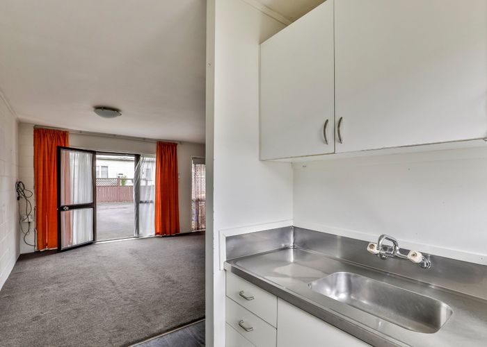  at 1/621 Te Atatu rd, Te Atatu Peninsula, Waitakere City, Auckland