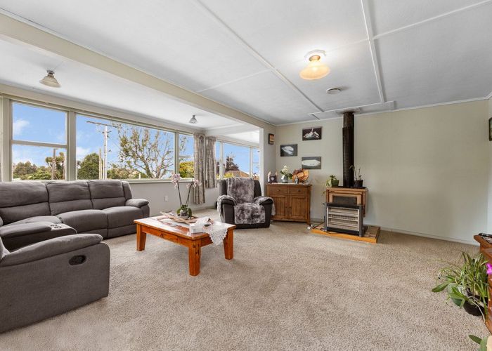  at 10 Thesis Street, Halfway Bush, Dunedin, Otago