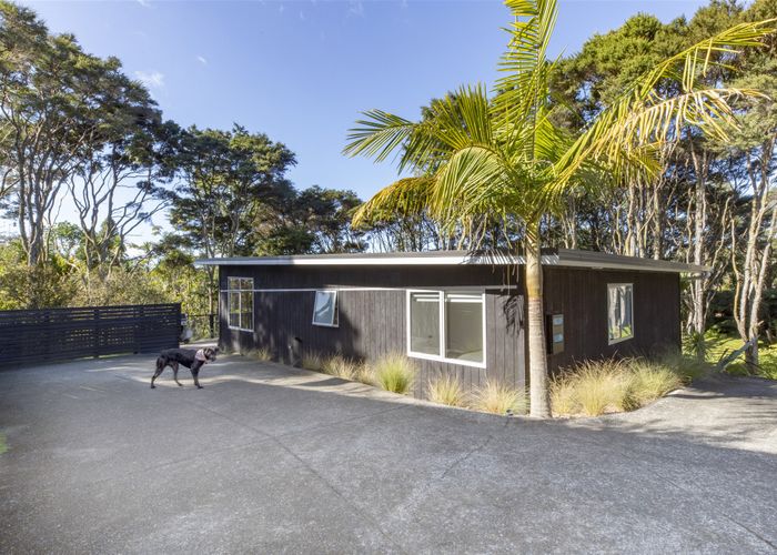  at 196A Old Titirangi Road, Titirangi, Auckland