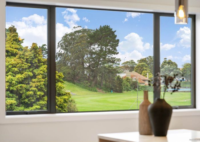  at 9 Prebble Place, Mission Bay, Auckland