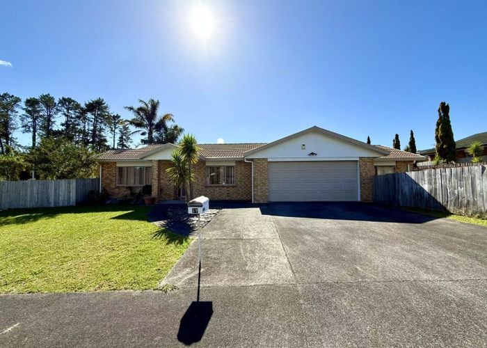  at 17 Parkcrest Drive, Henderson, Waitakere City, Auckland