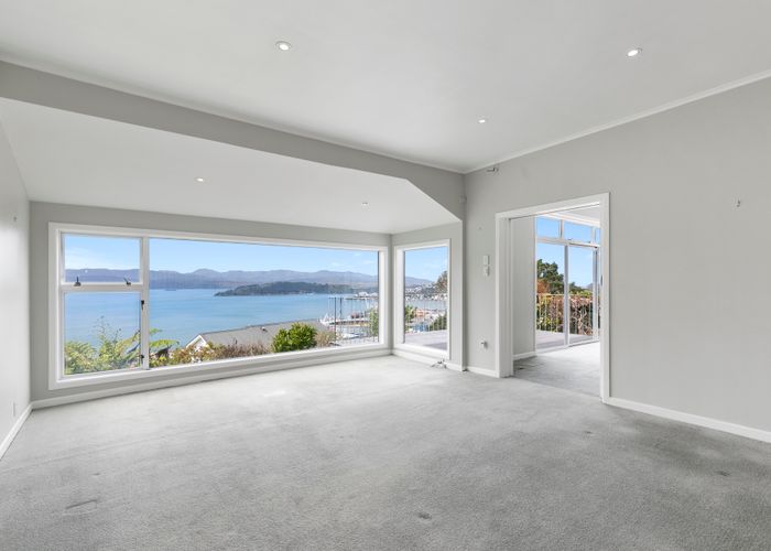  at 6 Moorhouse Street, Wadestown, Wellington