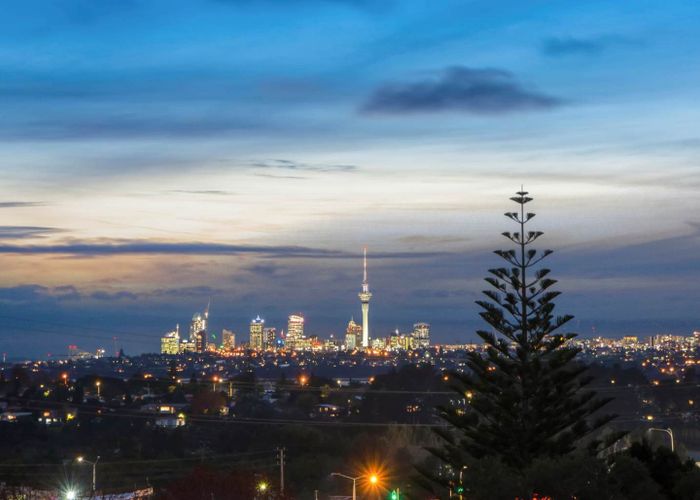  at 5 Hartley Terrace, Massey, Waitakere City, Auckland