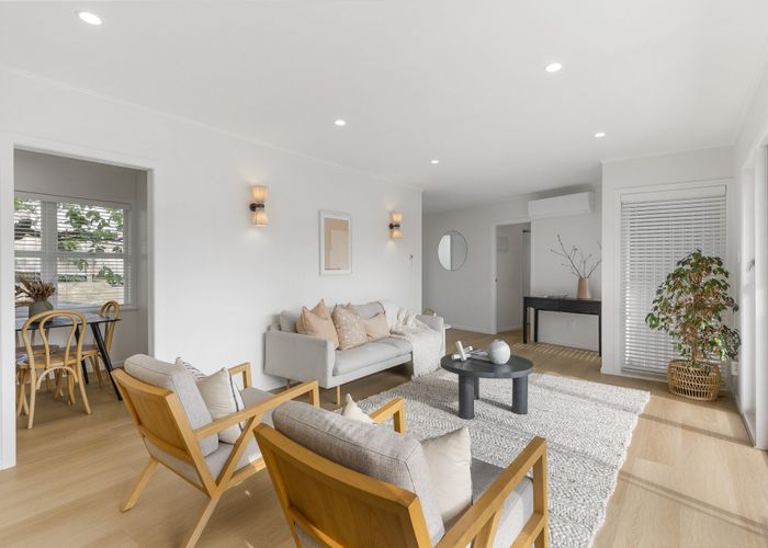  at 12 Kiernan Place, Kelston, Waitakere City, Auckland