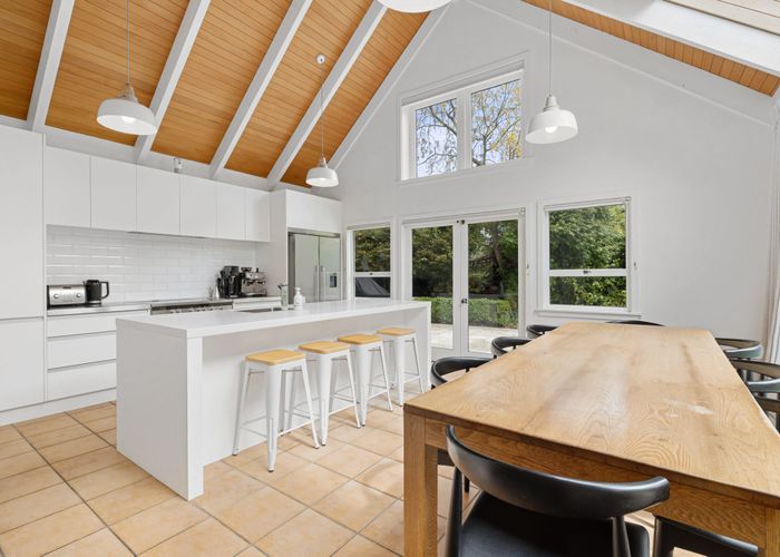  at 3 Ashdale Lane, Strowan, Christchurch City, Canterbury