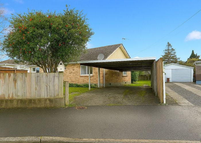  at 21 Minifie Avenue, Melville, Hamilton, Waikato