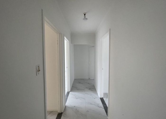  at 1/30 Ramillies Place, Glenfield, North Shore City, Auckland