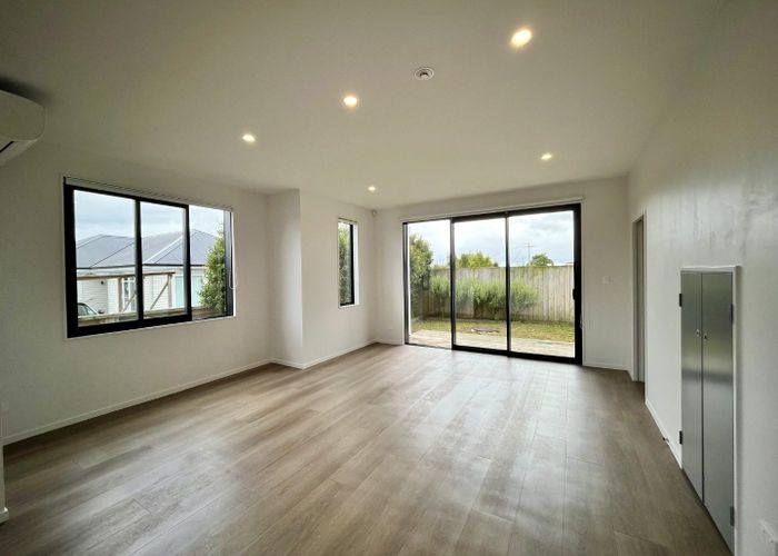  at 1/22 James Laurie Street, Henderson, Waitakere City, Auckland