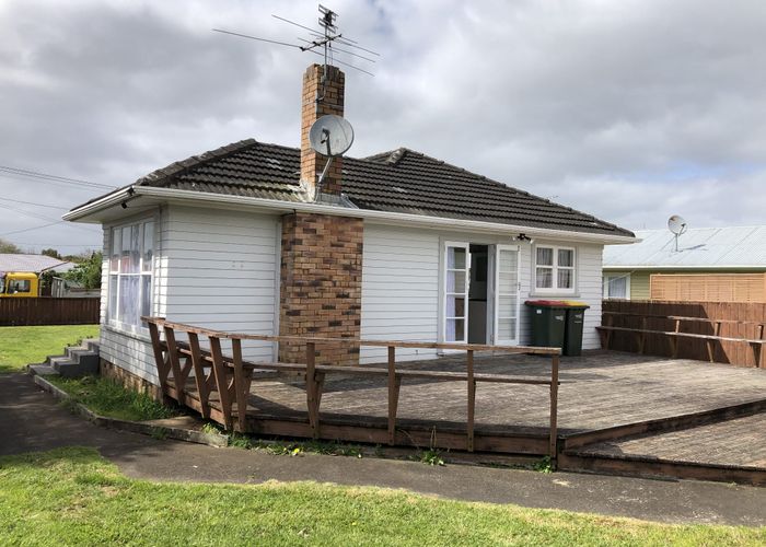  at 1 Surrey Street, Manurewa, Manukau City, Auckland