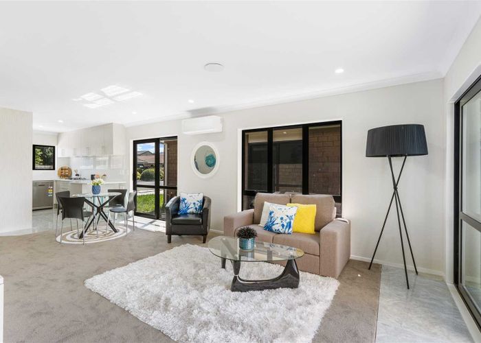  at 8C Mahon Place, Papatoetoe, Manukau City, Auckland