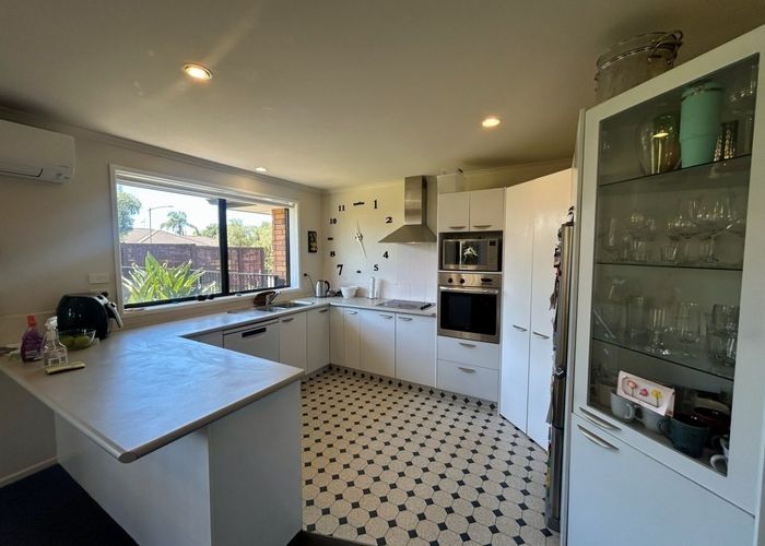  at 25 Parkwood Place, Papamoa Beach, Tauranga, Bay Of Plenty