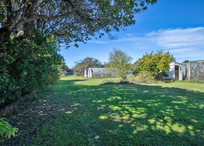  at 32 Acacia Drive, Levels