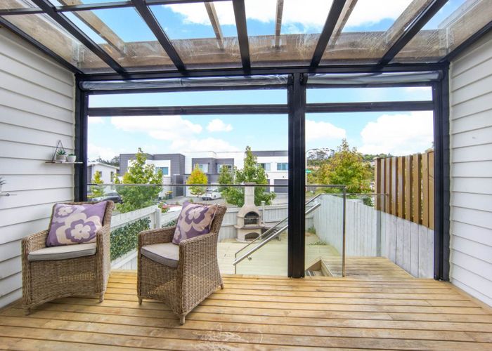  at 4 Rengarenga Rise, Albany, North Shore City, Auckland