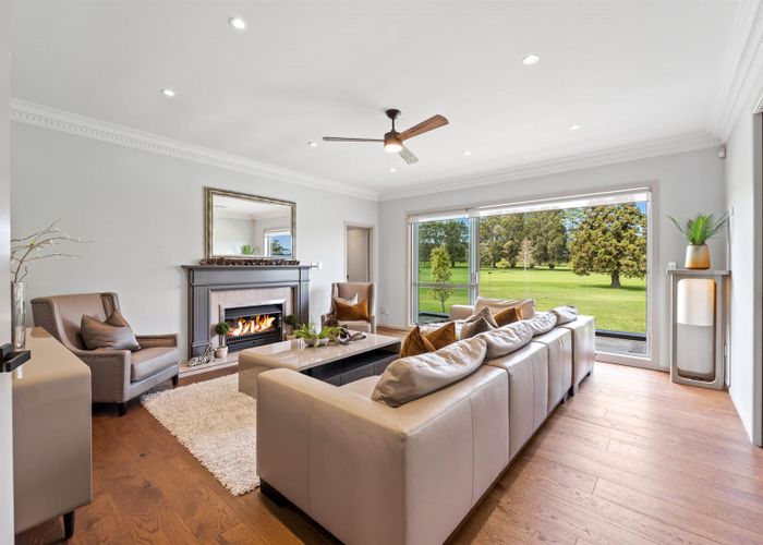 at 43 Oak Manor Drive, Albany, Auckland