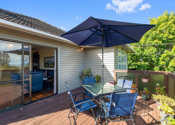  at 38 Hand Road, Helensville, Helensville