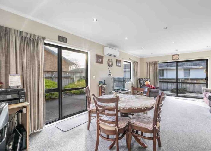  at 126 Kew Road, Kew, Invercargill