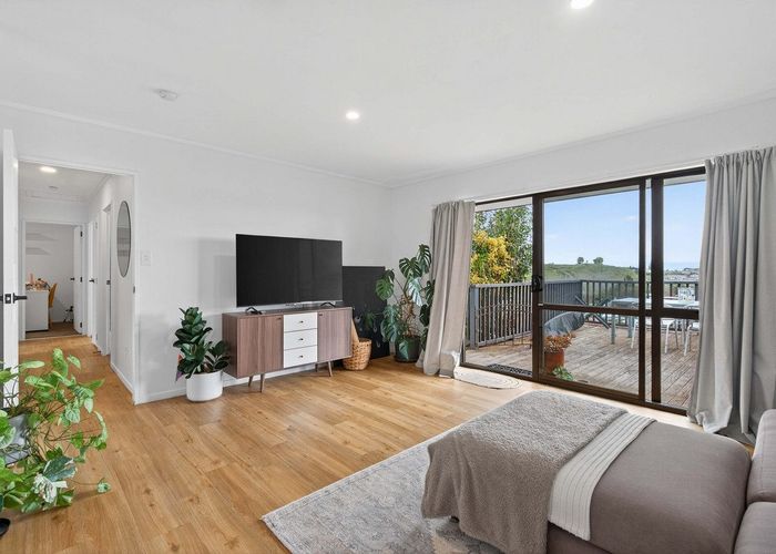  at 61A Meander Drive, Welcome Bay, Tauranga, Bay Of Plenty