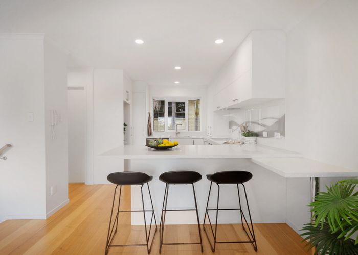  at 2/1 Taranaki Road, Kohimarama, Auckland City, Auckland