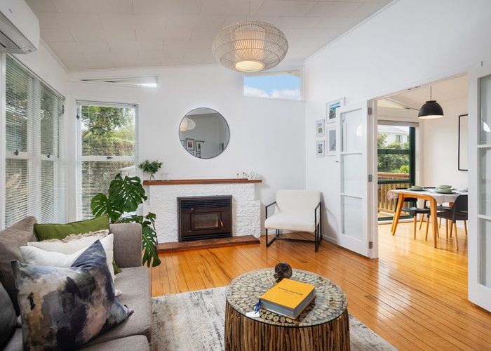  at 7 Whittle Place, New Windsor, Auckland