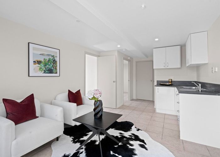  at 9 Sungrove Rise, Sunnyvale, Waitakere City, Auckland