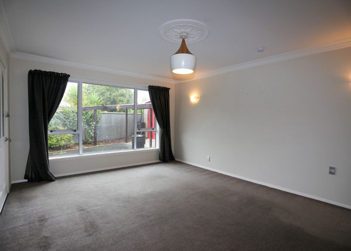  at 92 Greenhaven Drive, Burwood, Christchurch City, Canterbury