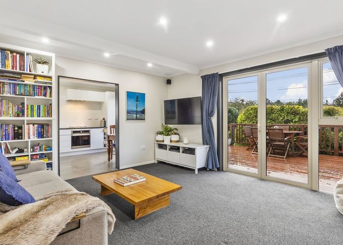  at 27 Brockville Road, Glenross, Dunedin