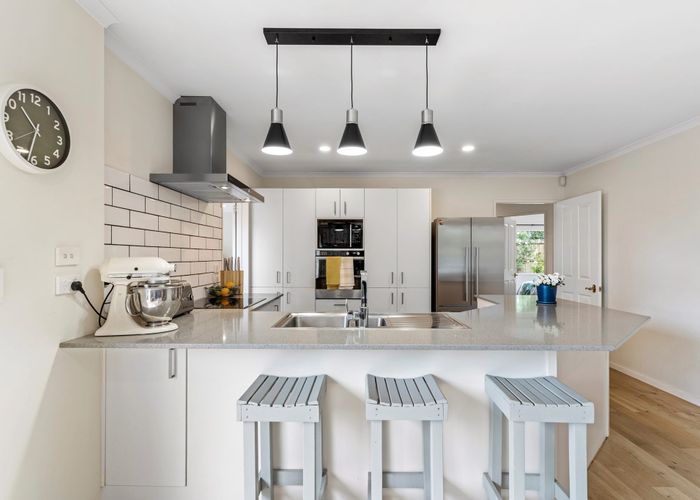 at 583 Great South Road, Rosehill, Papakura