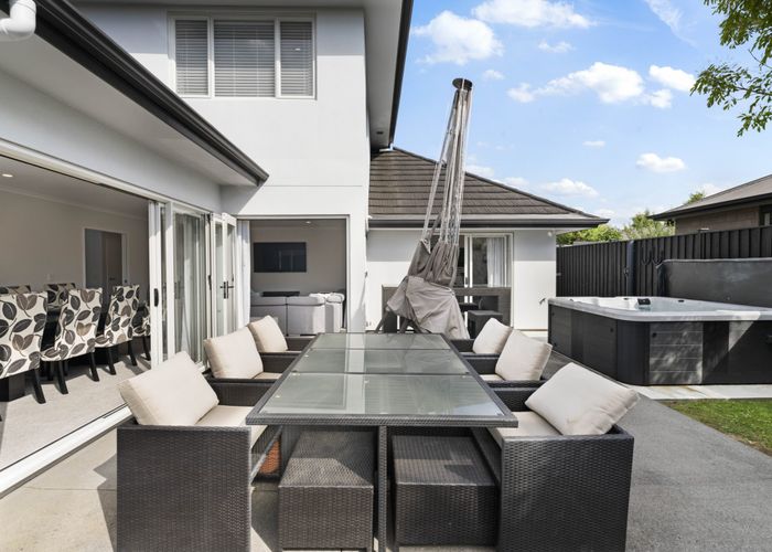  at 4 Rivoli Place, Karaka, Franklin, Auckland