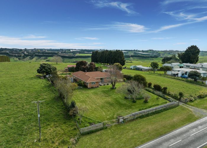 at 304 Woodlands Road, Otara