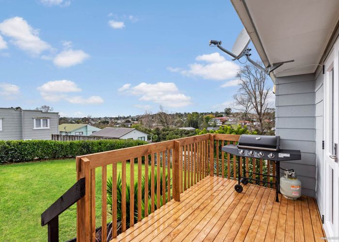  at 1/98 CHISLEHURST ST, Henderson, Auckland