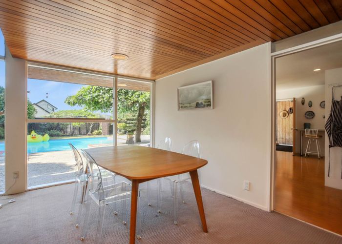  at 4 Frank Place, Hillpark, Auckland