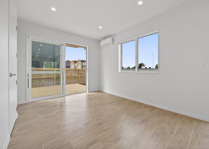  at 9 Wingrove Close, Rosehill, Papakura, Auckland