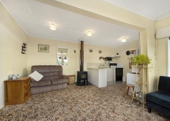  at 17 Titri Road, Waihola