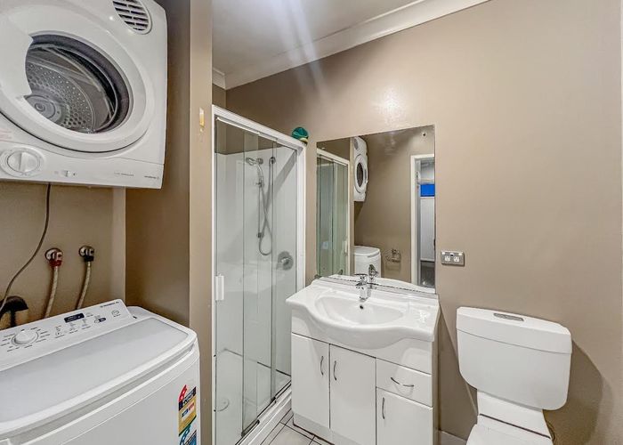  at 102/3 Morningside Drive, Morningside, Auckland City, Auckland