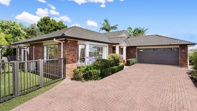  at 7 Isaac Place, East Tamaki Heights, Auckland