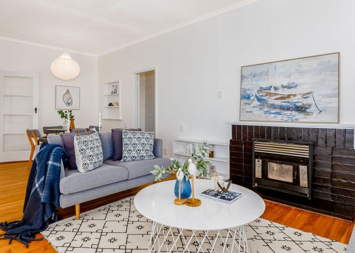  at 30 Roys Road, Plimmerton, Porirua, Wellington
