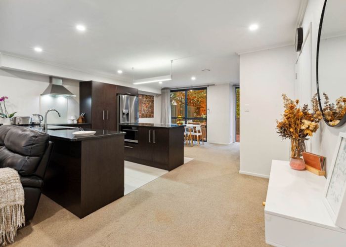 at 60/182 Flat Bush School Road, Flat Bush, Manukau City, Auckland