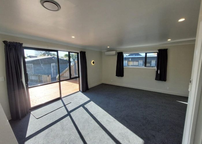  at 172 Aorangi Road, Bryndwr, Christchurch