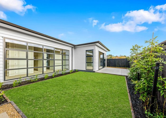  at 3 Henl Lane, Milldale, Rodney, Auckland