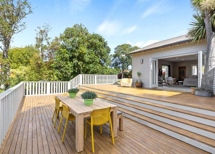  at 20 Locarno Street, Opawa, Christchurch City, Canterbury