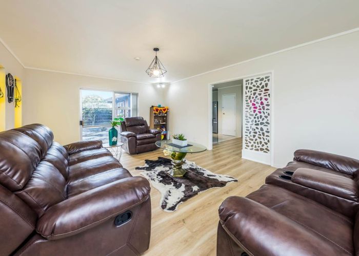  at 4 Chichester Drive, Rosehill, Papakura, Auckland